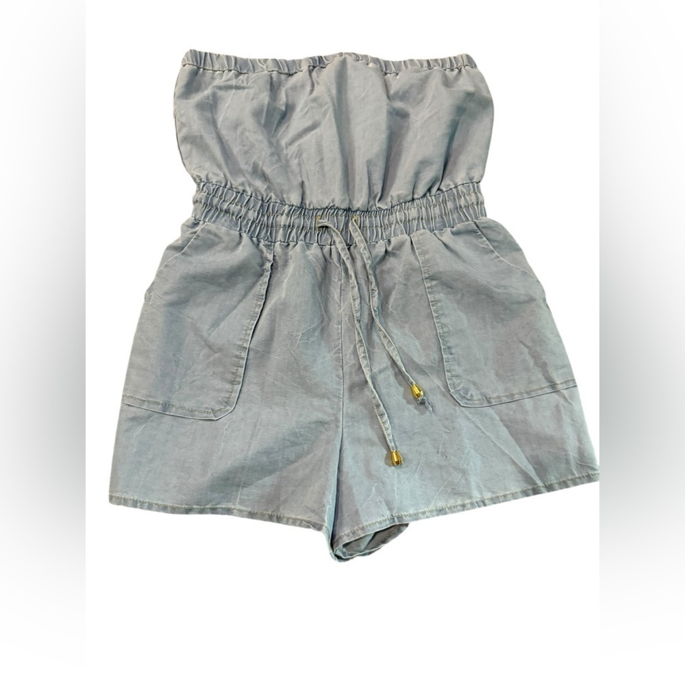 NWT Hint of blush Chambray strapless romper 80s vibes Comfy relaxed fit Large
